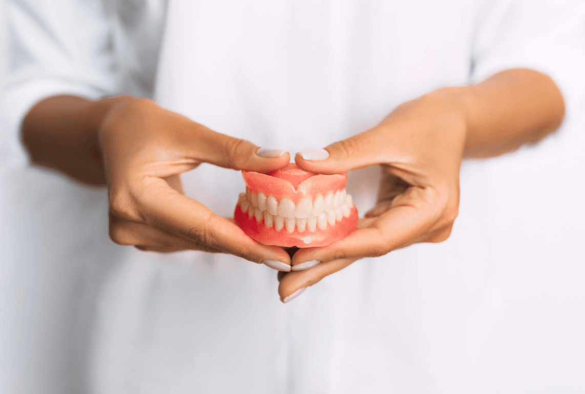 Six Signs of Poorly Fitted Dentures